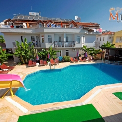 melek_apart_hotel_a_pool02_(medium)